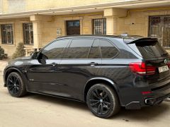 Photo of the vehicle BMW X5