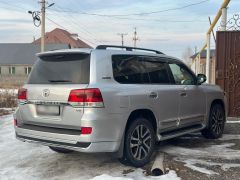 Сүрөт унаа Toyota Land Cruiser