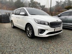 Фото авто Kia Carnival