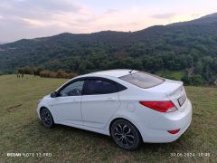 Фото авто Hyundai Accent