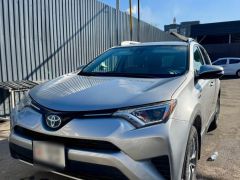 Сүрөт унаа Toyota RAV4