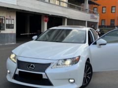 Photo of the vehicle Lexus ES