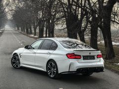 Photo of the vehicle BMW 3 Series