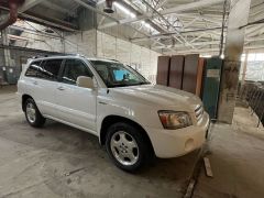 Сүрөт унаа Toyota Highlander