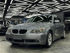 Photo of the vehicle BMW 5 Series