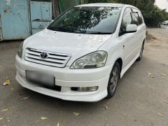 Фото авто Toyota Ipsum