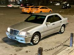 Сүрөт унаа Mercedes-Benz C-Класс