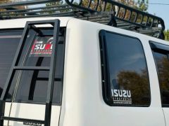 Photo of the vehicle Isuzu Bighorn