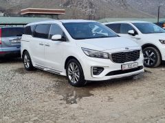 Photo of the vehicle Kia Carnival