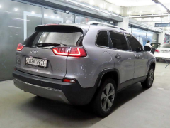 Фото авто Jeep Cherokee