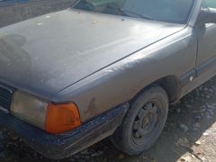 Photo of the vehicle Audi 100