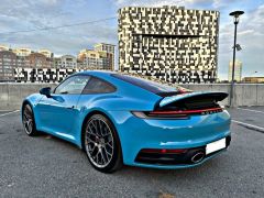 Photo of the vehicle Porsche 911