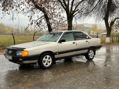 Photo of the vehicle Audi 100