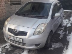 Сүрөт унаа Toyota Vitz