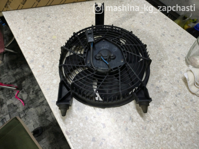 Запчасти и расходники - Вентилятор радиатора LX570, LC200
