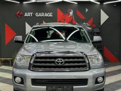 Фото авто Toyota Sequoia