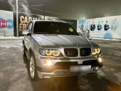 Photo of the vehicle BMW X5