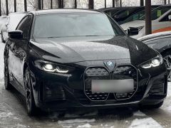 Photo of the vehicle BMW i4