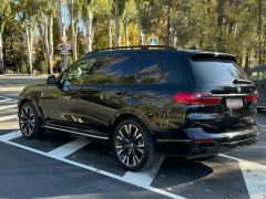 Сүрөт унаа BMW X7