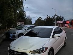 Сүрөт унаа Hyundai Elantra