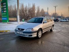 Сүрөт унаа Toyota Avensis