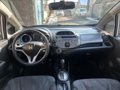 Photo of the vehicle Honda Fit