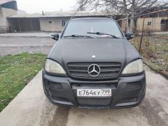 Сүрөт унаа Mercedes-Benz M-Класс