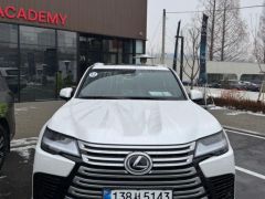 Сүрөт унаа Lexus LX