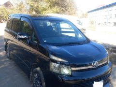 Photo of the vehicle Toyota Voxy