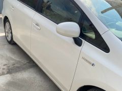 Сүрөт унаа Toyota Prius v (+)