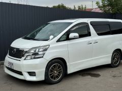 Сүрөт унаа Toyota Alphard