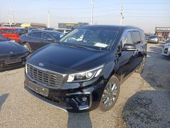 Фото авто Kia Carnival