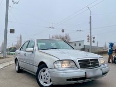 Сүрөт унаа Mercedes-Benz C-Класс