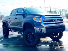 Photo of the vehicle Toyota Tundra