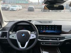 Photo of the vehicle BMW X7