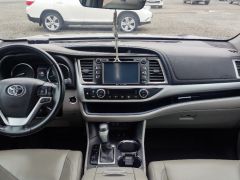 Сүрөт унаа Toyota Highlander