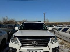 Photo of the vehicle Lexus LX