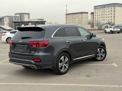 Сүрөт унаа Kia Sorento