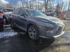 Photo of the vehicle Lexus RX