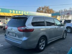 Сүрөт унаа Toyota Sienna