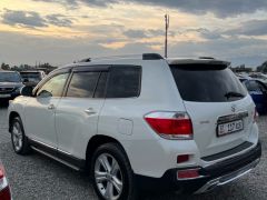 Фото авто Toyota Highlander