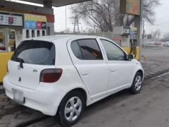 Фото авто Toyota Vitz