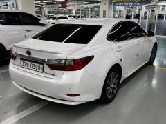 Фото авто Lexus ES