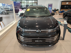 Photo of the vehicle Volkswagen Tiguan