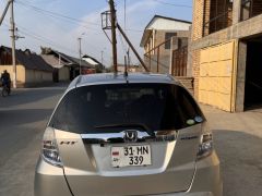 Фото авто Honda Fit