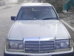 Фото авто Mercedes-Benz W124