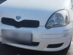 Сүрөт унаа Toyota Vitz