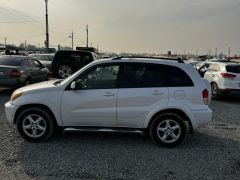 Сүрөт унаа Toyota RAV4