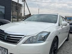 Сүрөт унаа Toyota Crown