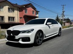 Photo of the vehicle BMW 7 Series